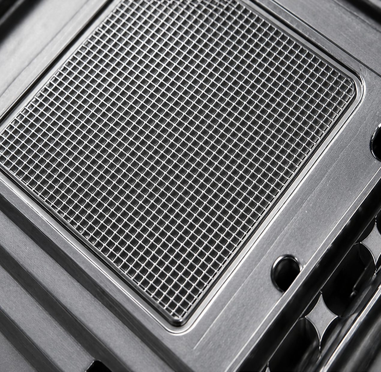 Multi-Cavity Tooling Reduced Part Cost by 40% for German Electronics Brand